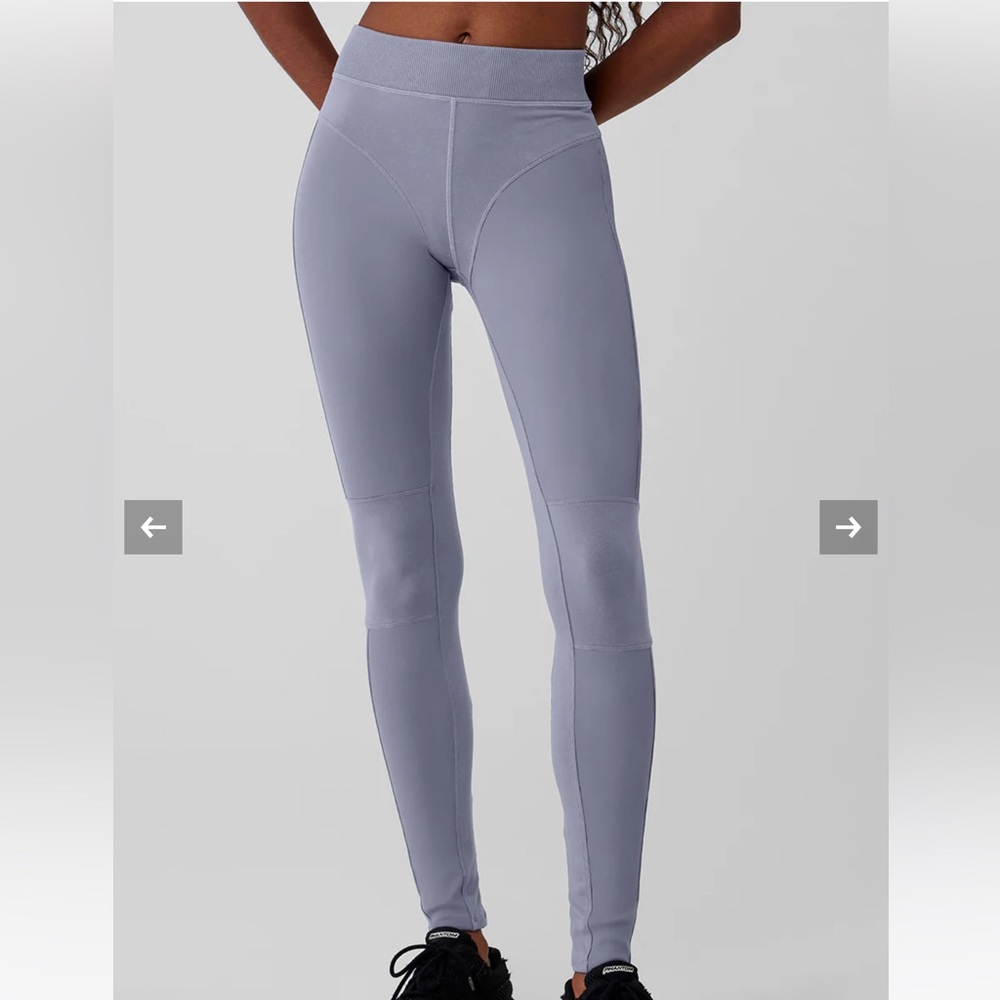 NWT Alo Yoga Leggings - Sz Small, Color - Fog